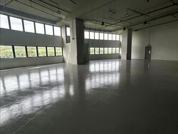 Carros Centre (D25), Factory #607318721
